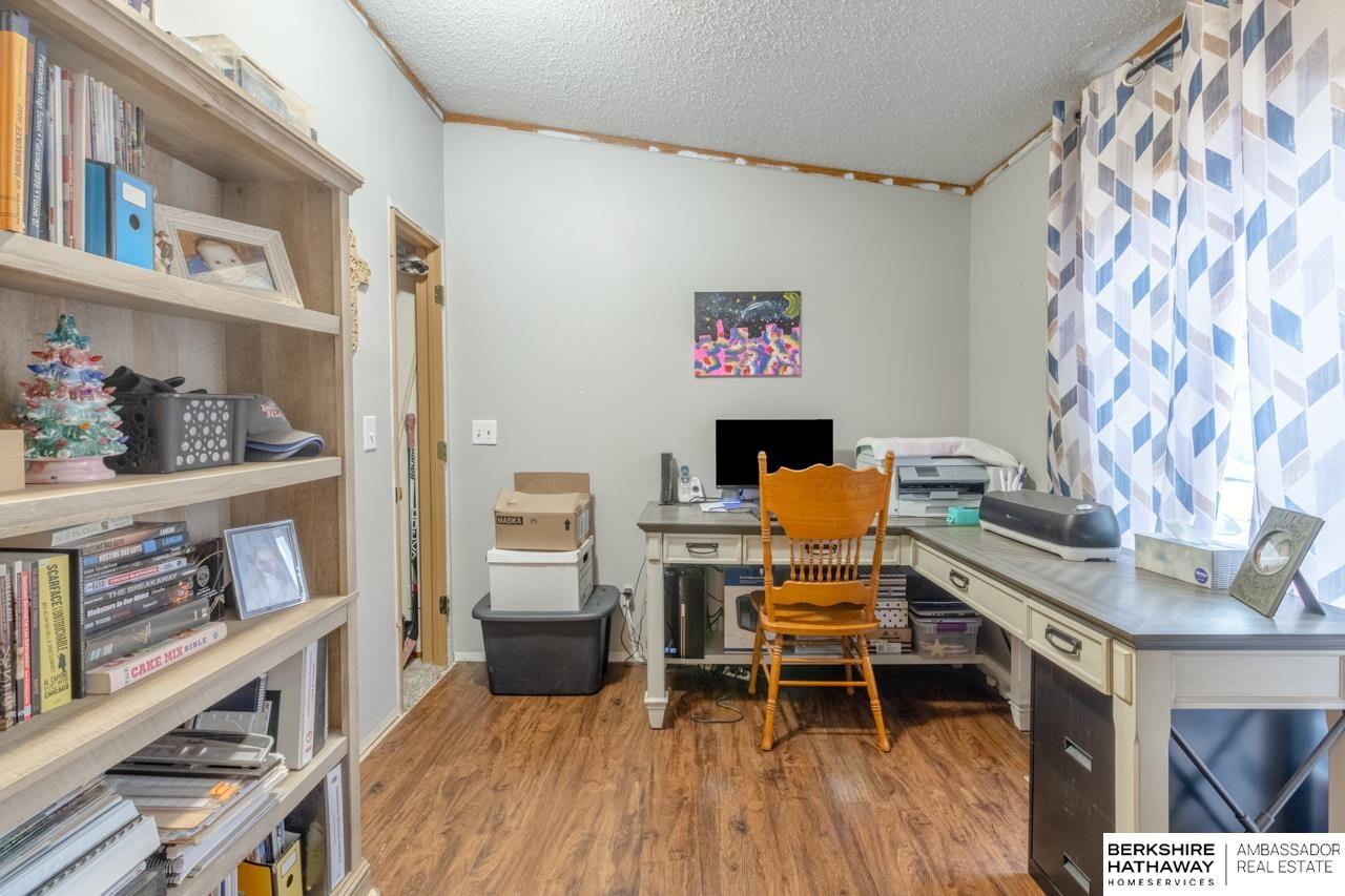 Plattsmouth, Nebraska 68048, United States, 4 Bedrooms Bedrooms, ,2 BathroomsBathrooms,Residential,Pending,245997