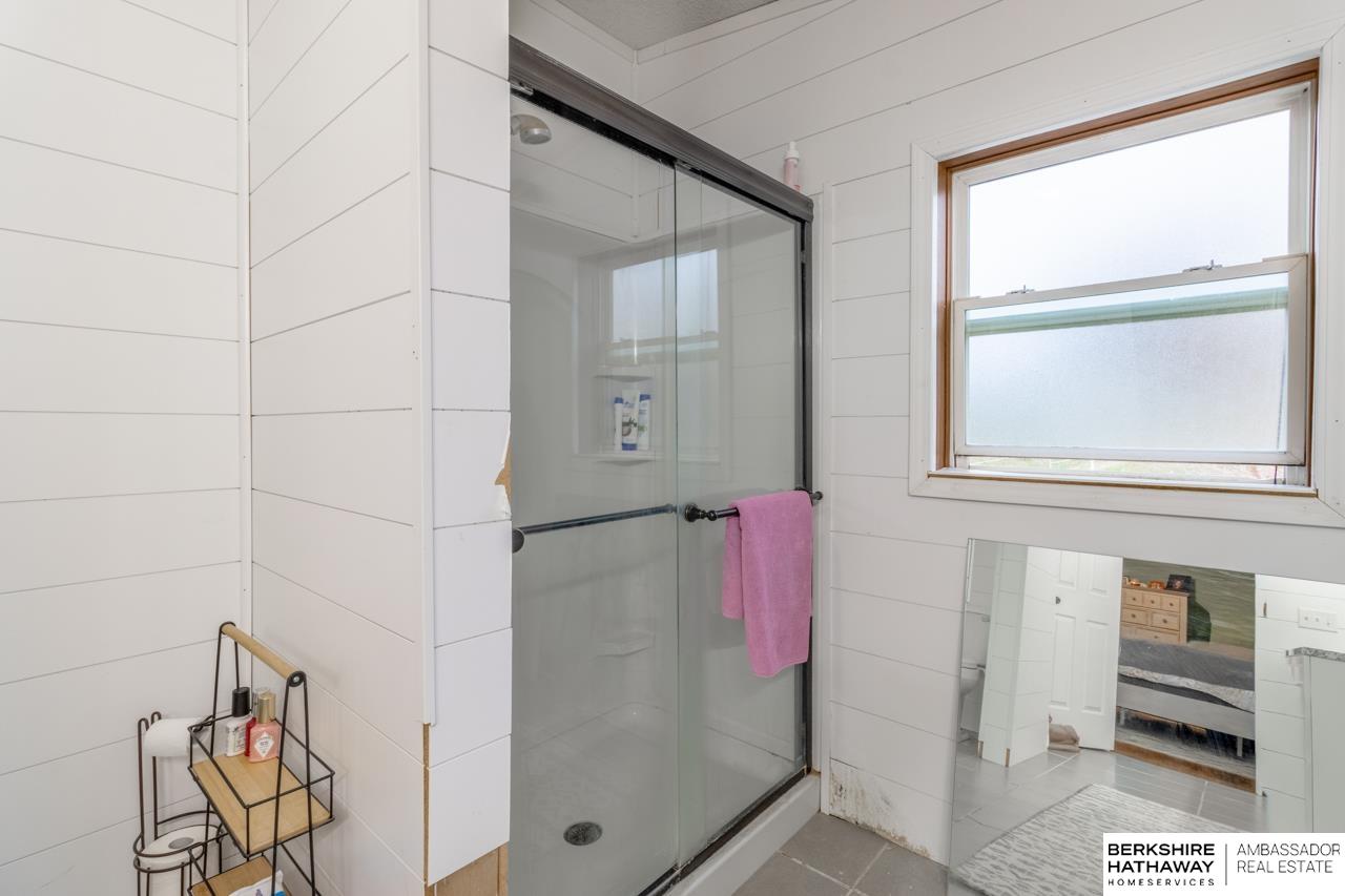 Plattsmouth, Nebraska 68048, United States, 4 Bedrooms Bedrooms, ,2 BathroomsBathrooms,Residential,Pending,245997