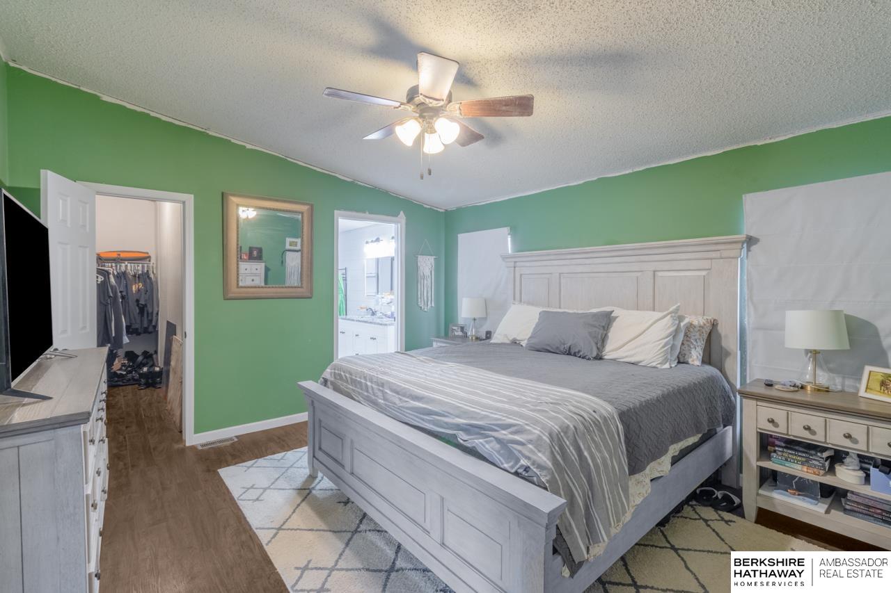 Plattsmouth, Nebraska 68048, United States, 4 Bedrooms Bedrooms, ,2 BathroomsBathrooms,Residential,Pending,245997