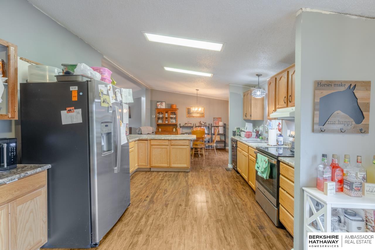 Plattsmouth, Nebraska 68048, United States, 4 Bedrooms Bedrooms, ,2 BathroomsBathrooms,Residential,Pending,245997