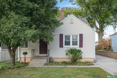 Photo of 5820 Spring Street, Omaha, NE 68106 (MLS # 22528441)