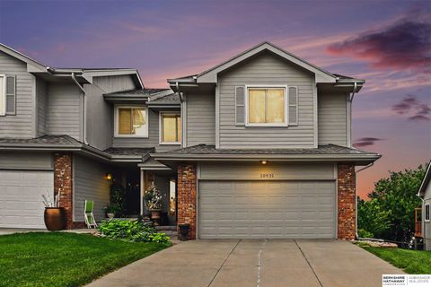 Photo of 10931 Ellison Avenue, Omaha, NE 68164 (MLS # 22613250)