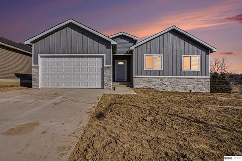 Photo of 7611 S 33 Avenue, Bellevue, NE 68147 (MLS # 22611243)