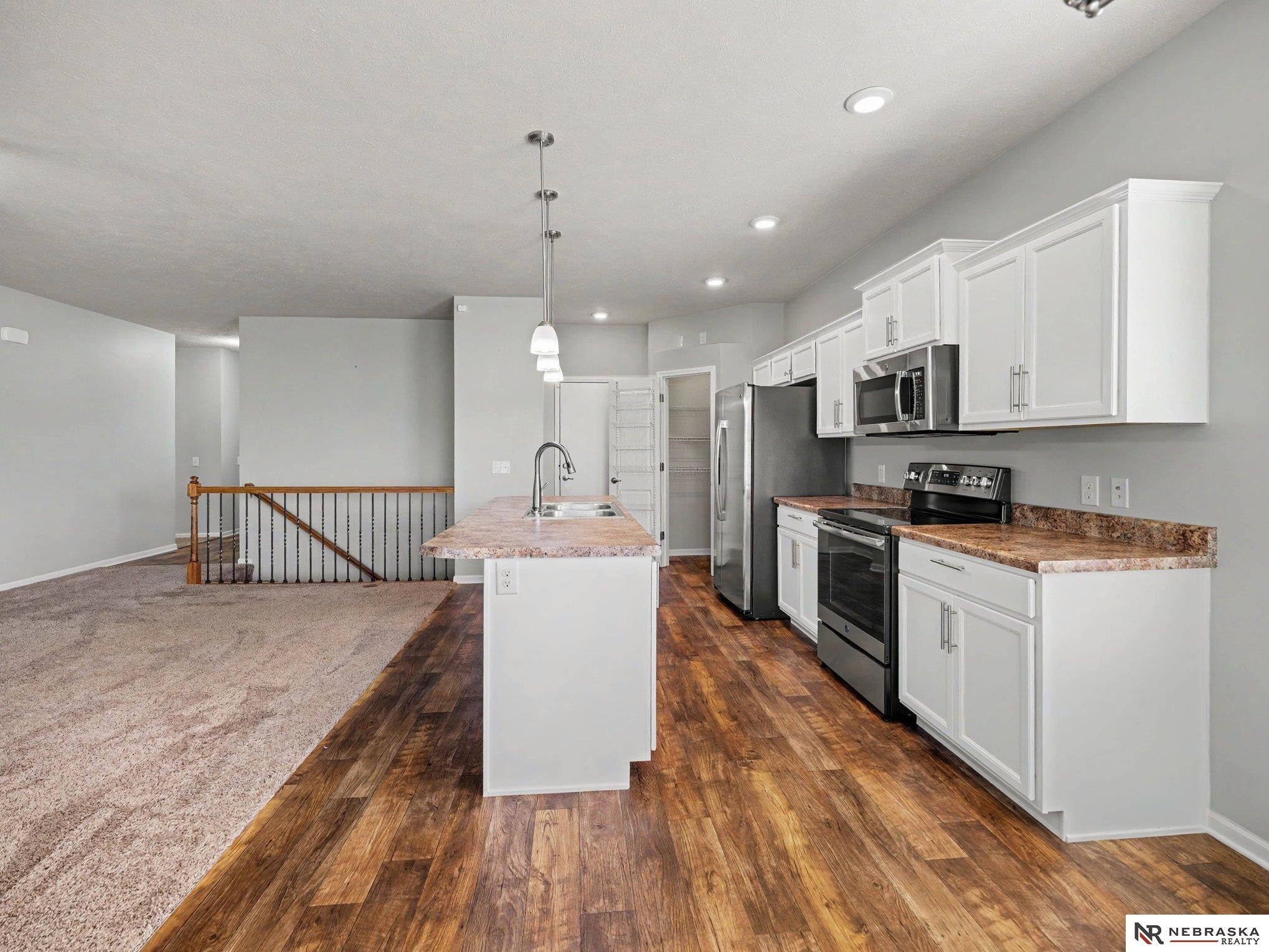 1807 Mayflower Road