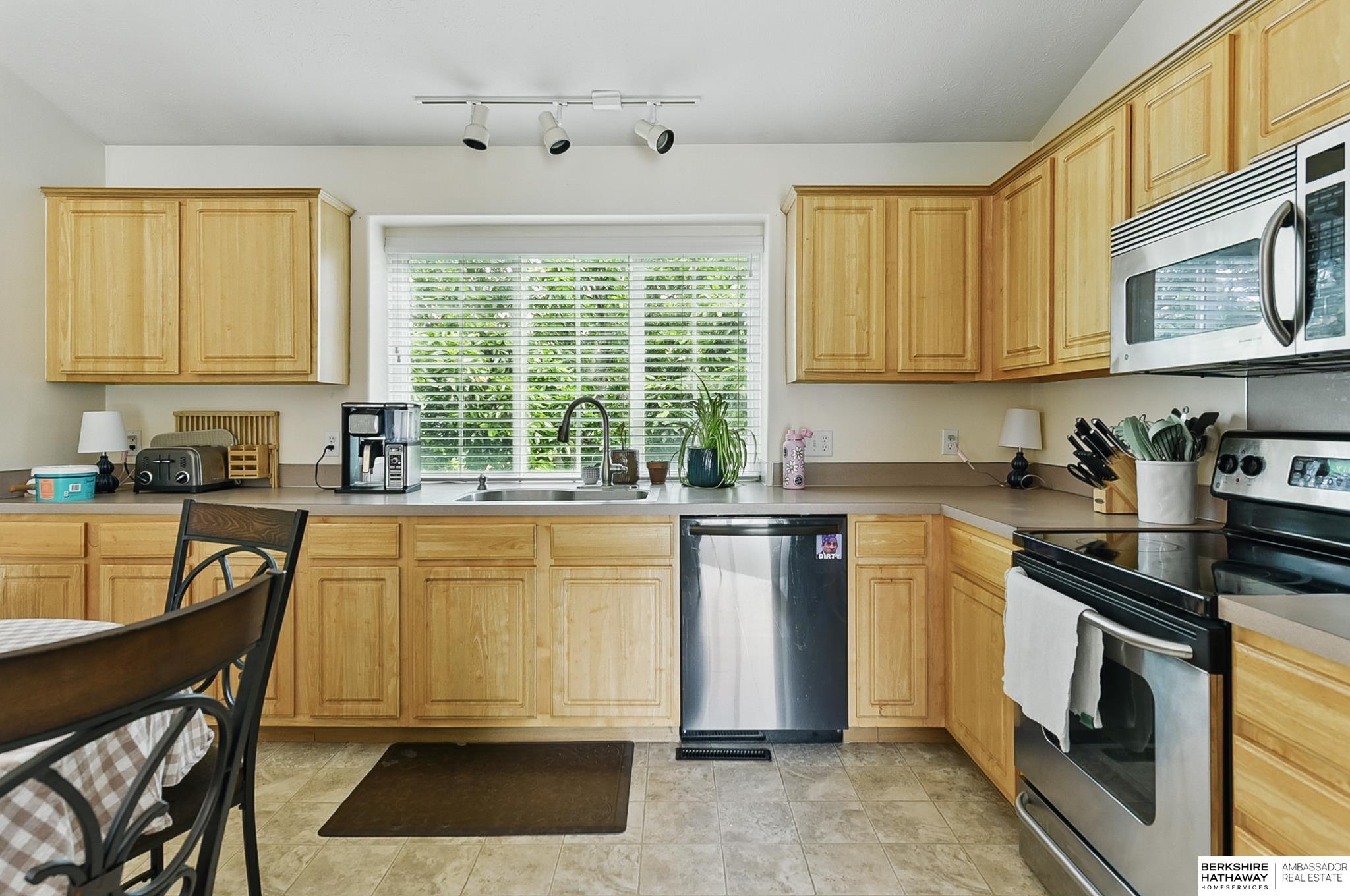 Omaha, Nebraska 68122, United States, 3 Bedrooms Bedrooms, ,2 BathroomsBathrooms,Residential,Active,146254