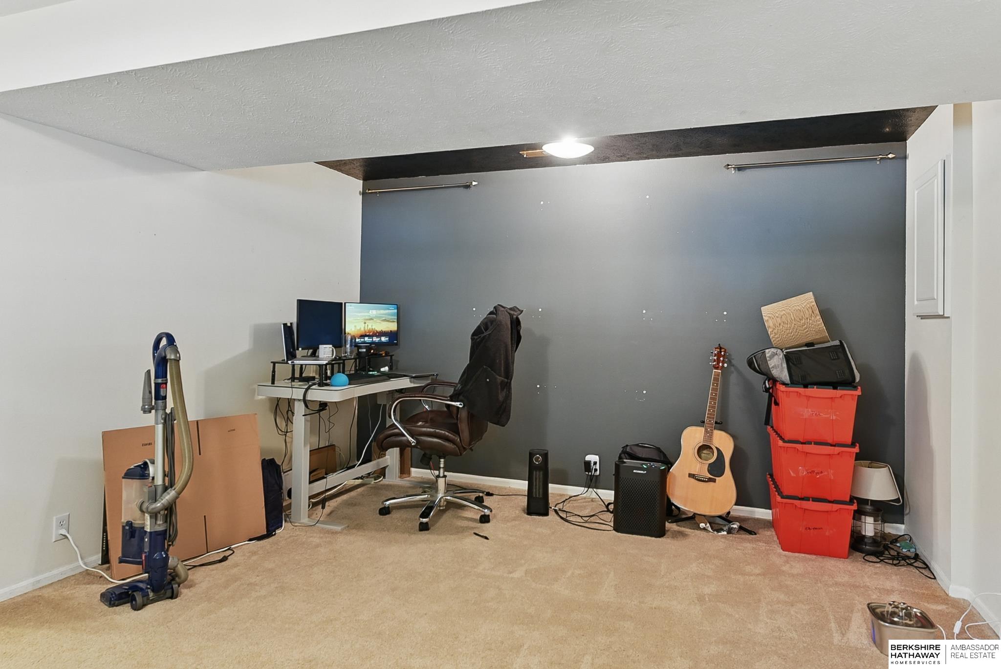 Omaha, Nebraska 68122, United States, 3 Bedrooms Bedrooms, ,2 BathroomsBathrooms,Residential,Active,146254