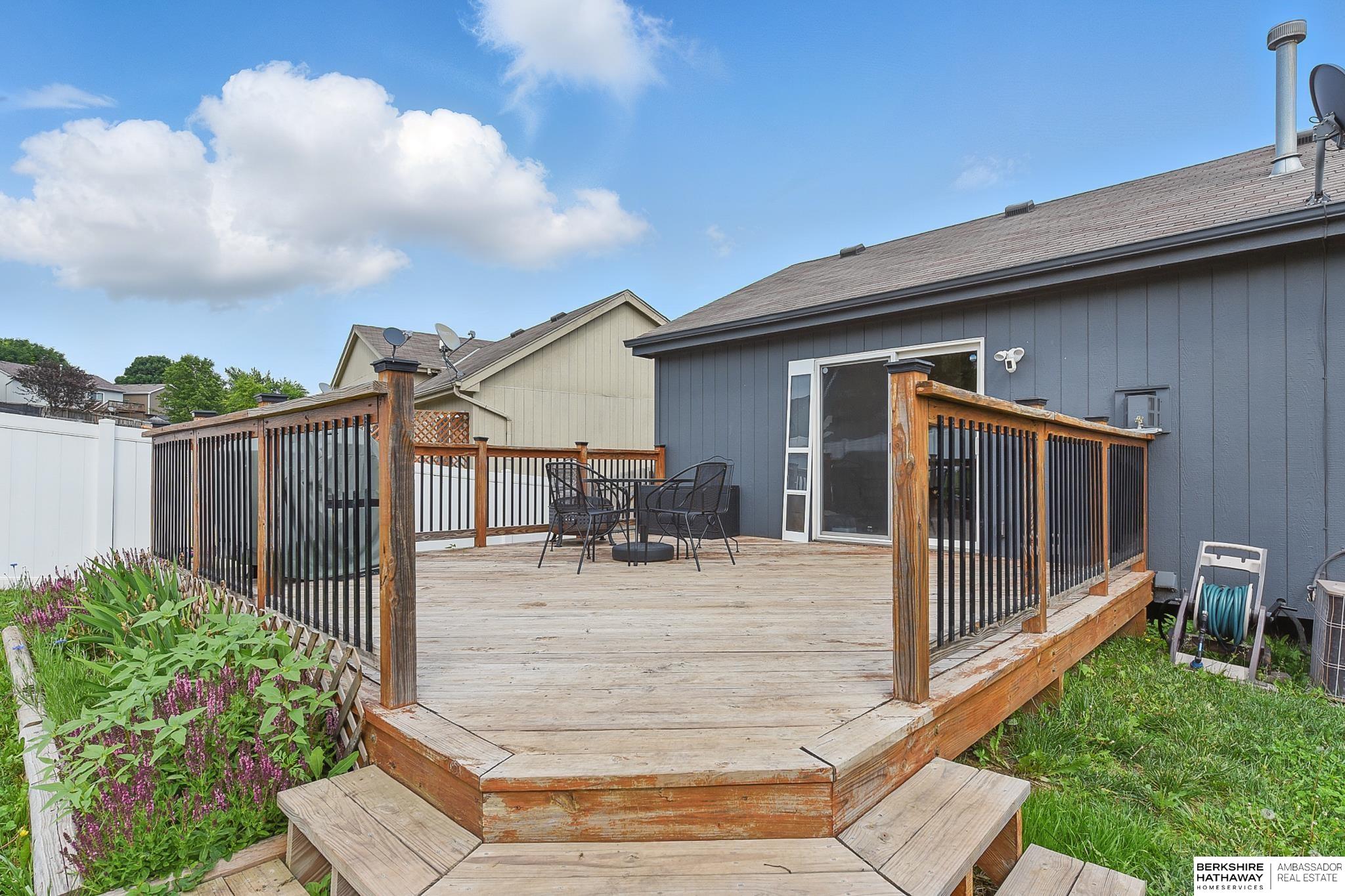 Omaha, Nebraska 68122, United States, 3 Bedrooms Bedrooms, ,2 BathroomsBathrooms,Residential,Active,146254