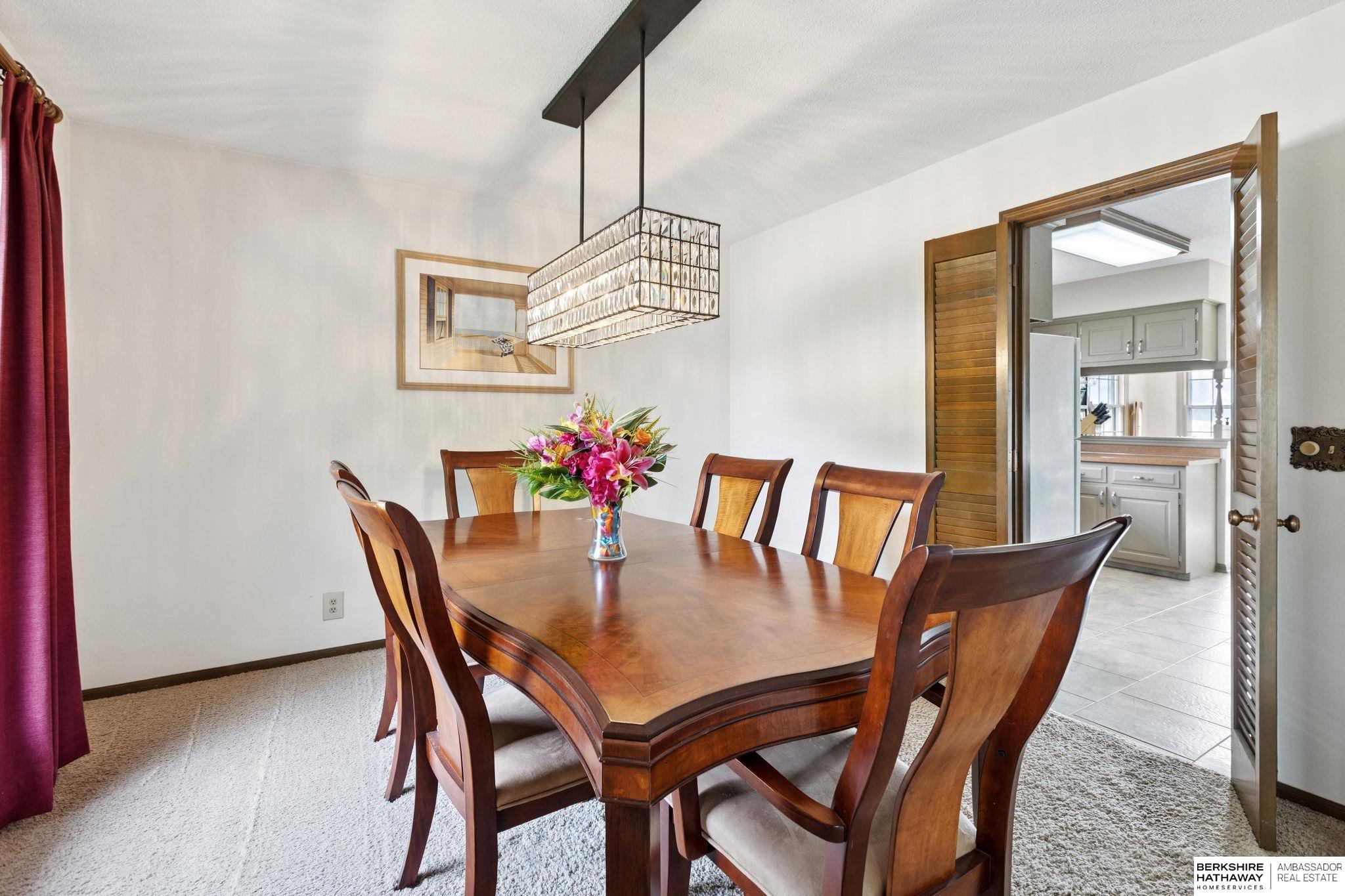 Omaha, Nebraska 68137, United States, 4 Bedrooms Bedrooms, ,3 BathroomsBathrooms,Residential,Active,219744