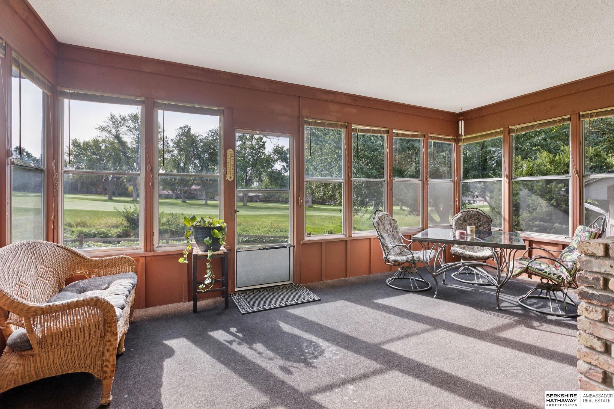 Omaha, Nebraska 68137, United States, 4 Bedrooms Bedrooms, ,3 BathroomsBathrooms,Residential,Active,219744