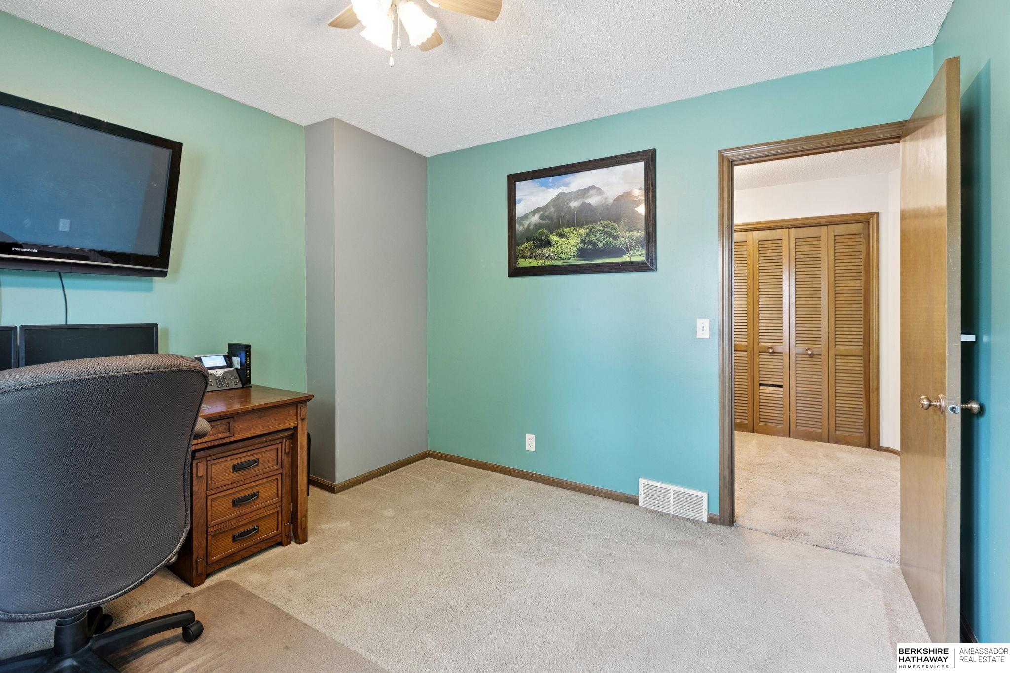 Omaha, Nebraska 68137, United States, 4 Bedrooms Bedrooms, ,3 BathroomsBathrooms,Residential,Active,219744