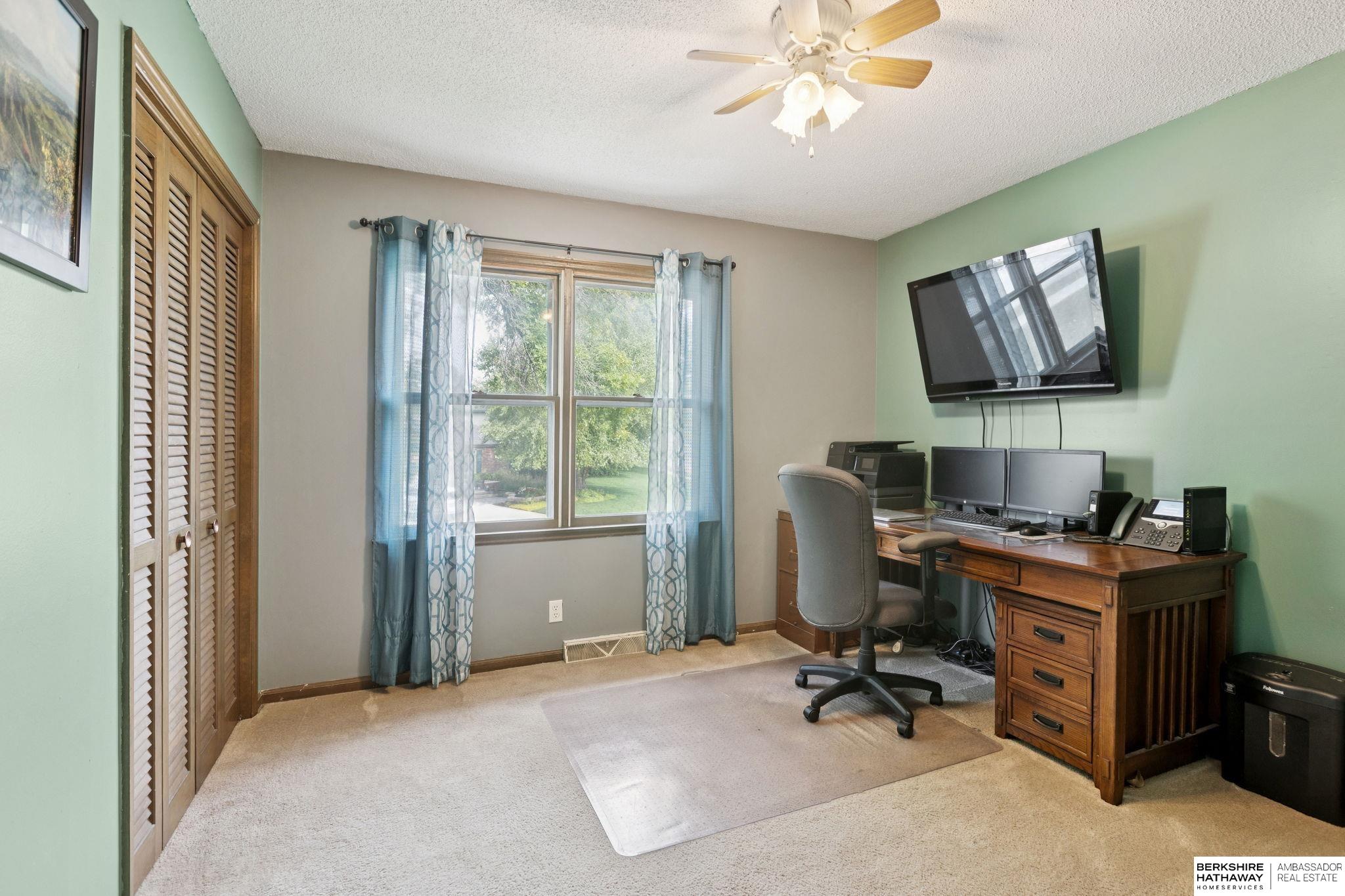 Omaha, Nebraska 68137, United States, 4 Bedrooms Bedrooms, ,3 BathroomsBathrooms,Residential,Active,219744