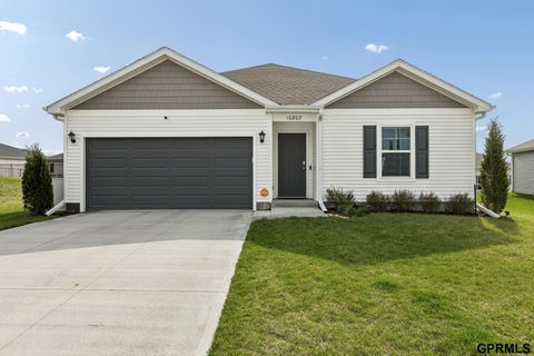 Photo of 10807 S 177Th Street, Omaha, NE 68136 (MLS # 22613672)