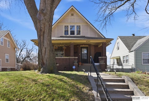 Photo of 4341 Seward Street, Omaha, NE 68111 (MLS # 22621995)