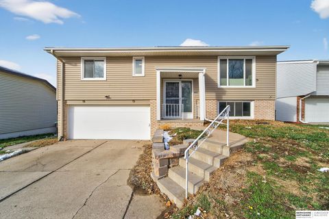 Photo of 14440 Weir Circle, Omaha, NE 68137 (MLS # 22534448)
