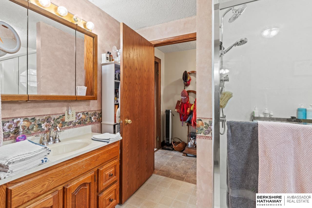 Linwood, Nebraska 68036, United States, 2 Bedrooms Bedrooms, ,2 BathroomsBathrooms,Residential,Active,204361