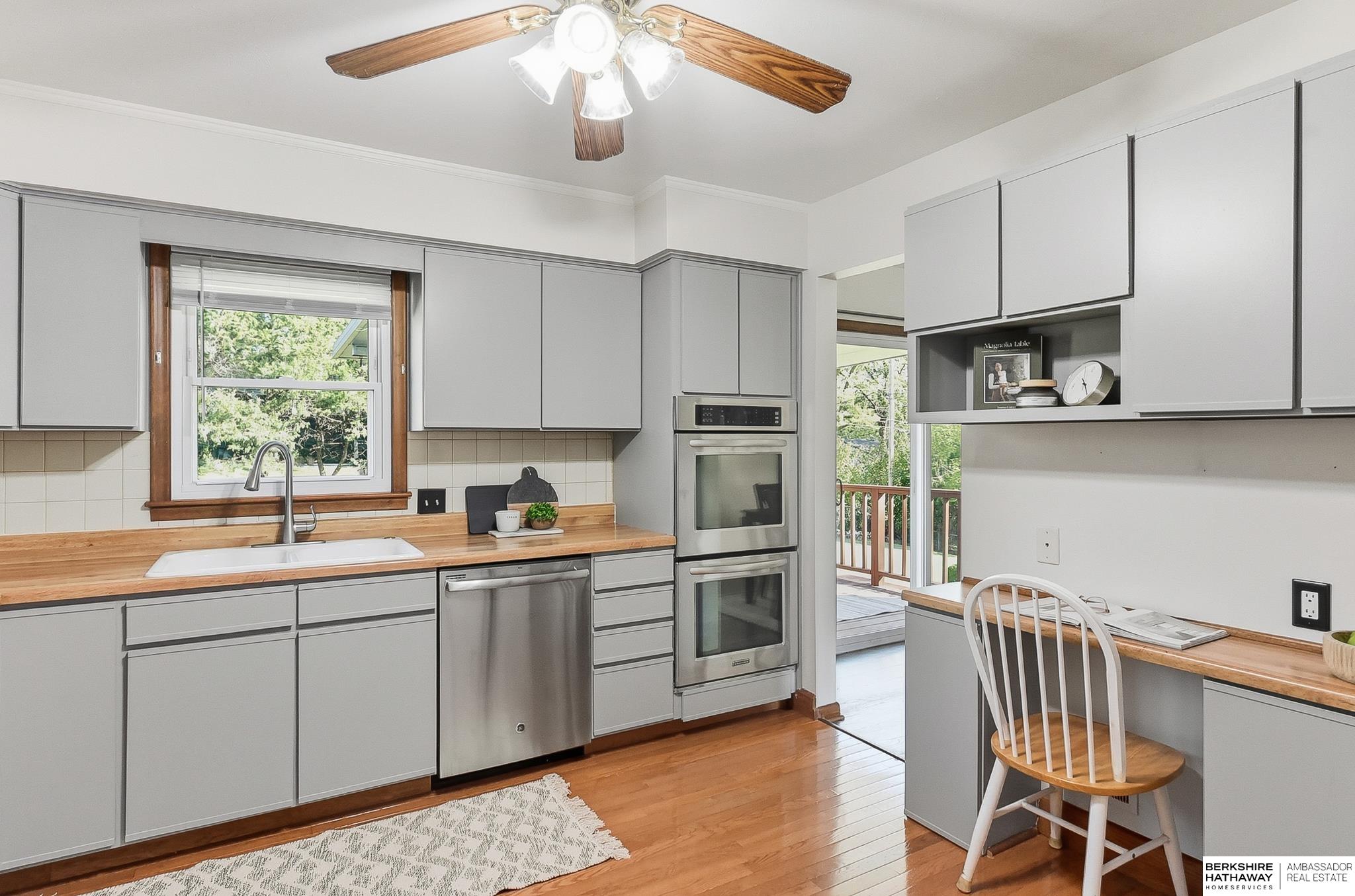 Omaha, Nebraska 68112, United States, 3 Bedrooms Bedrooms, ,2 BathroomsBathrooms,Residential,Active,226191