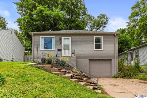 Photo of 5831 Sahler Street, Omaha, NE 68104 (MLS # 22618059)