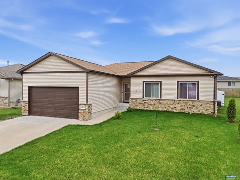 Photo of 2855 W Rose Street, Lincoln, NE 68522 (MLS # 22611452)