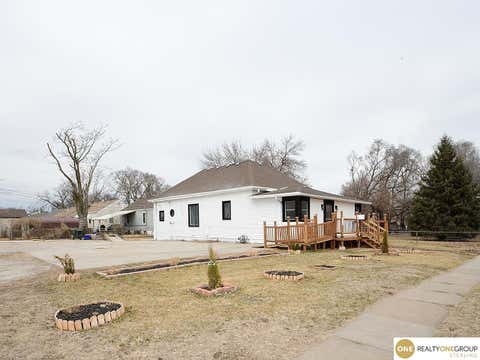 Photo of 550 N 32nd Street, Council Bluffs, IA 51501 (MLS # 22620624)