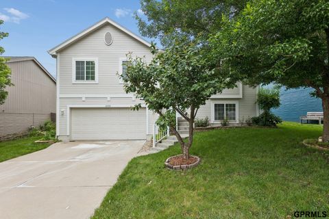 Photo of 16440 Fowler Avenue, Omaha, NE 68116 (MLS # 22614264)