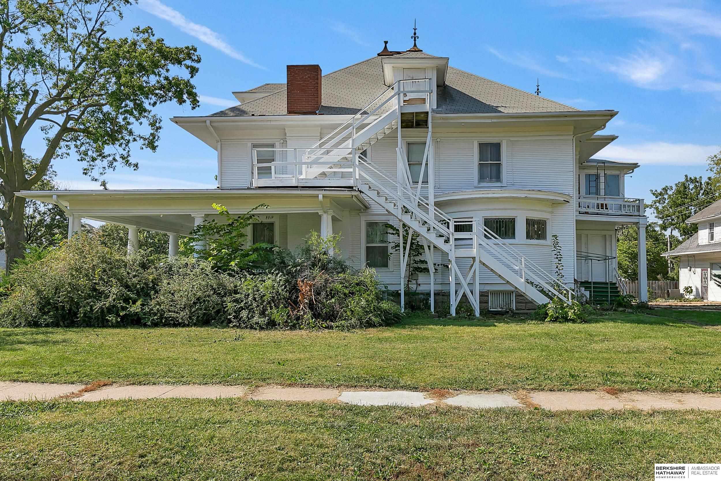 Lincoln, Nebraska 68502, United States, 8 Bedrooms Bedrooms, ,5 BathroomsBathrooms,Residential,Active,228108