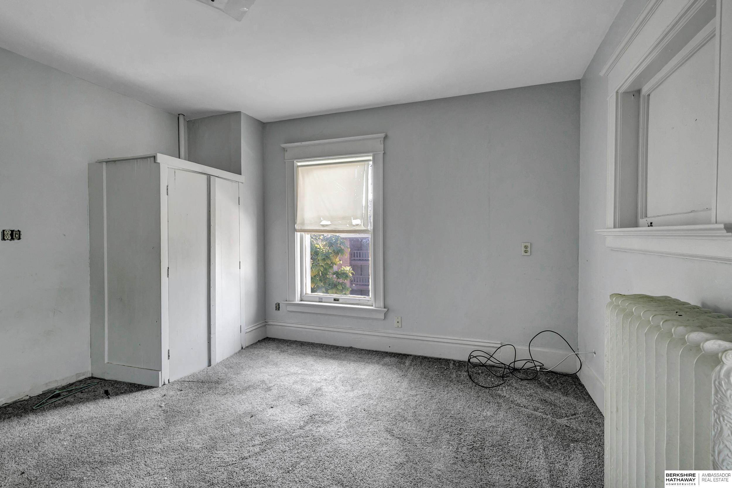 Lincoln, Nebraska 68502, United States, 8 Bedrooms Bedrooms, ,5 BathroomsBathrooms,Residential,Active,228108