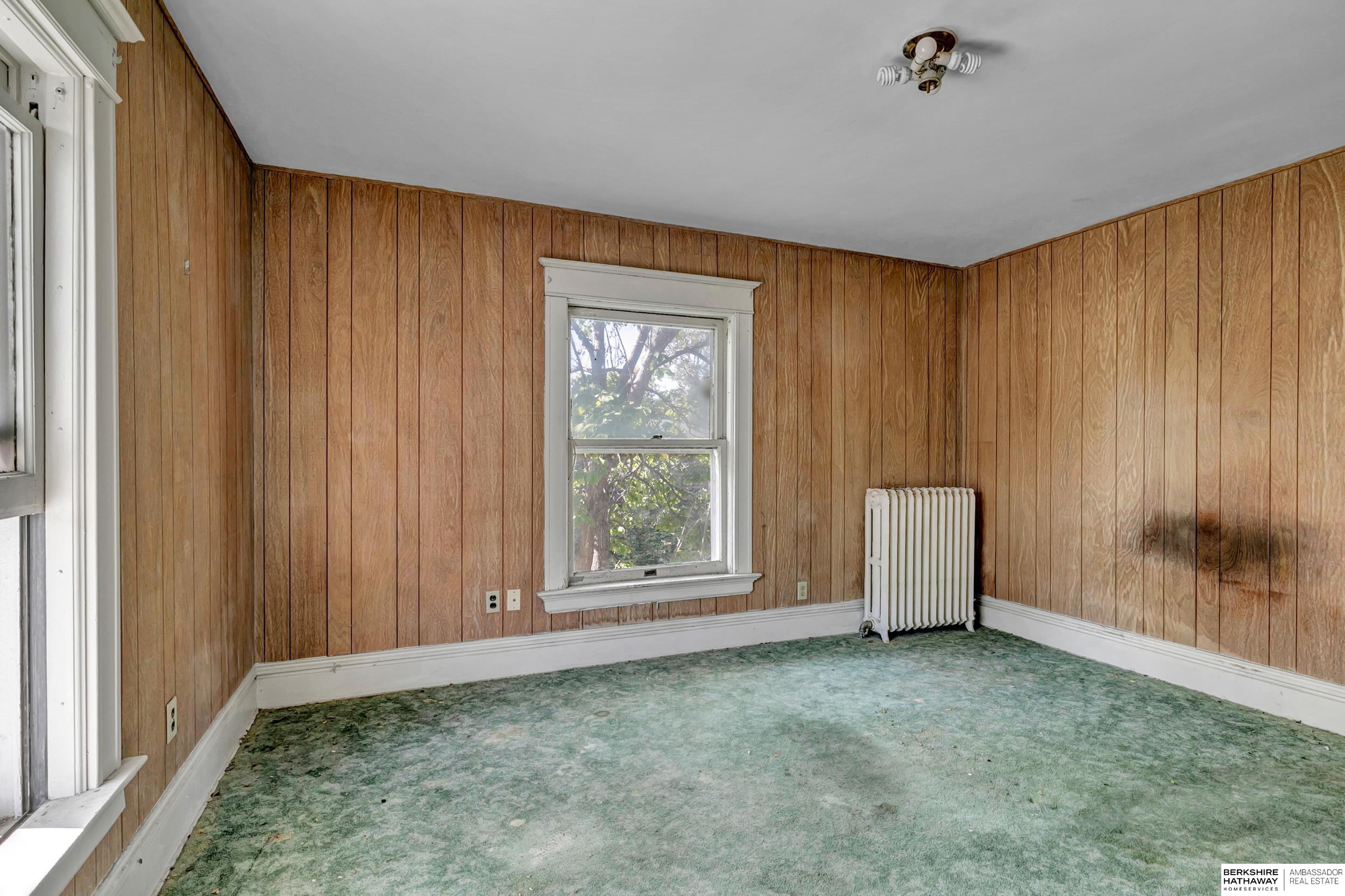 Lincoln, Nebraska 68502, United States, 8 Bedrooms Bedrooms, ,5 BathroomsBathrooms,Residential,Active,228108