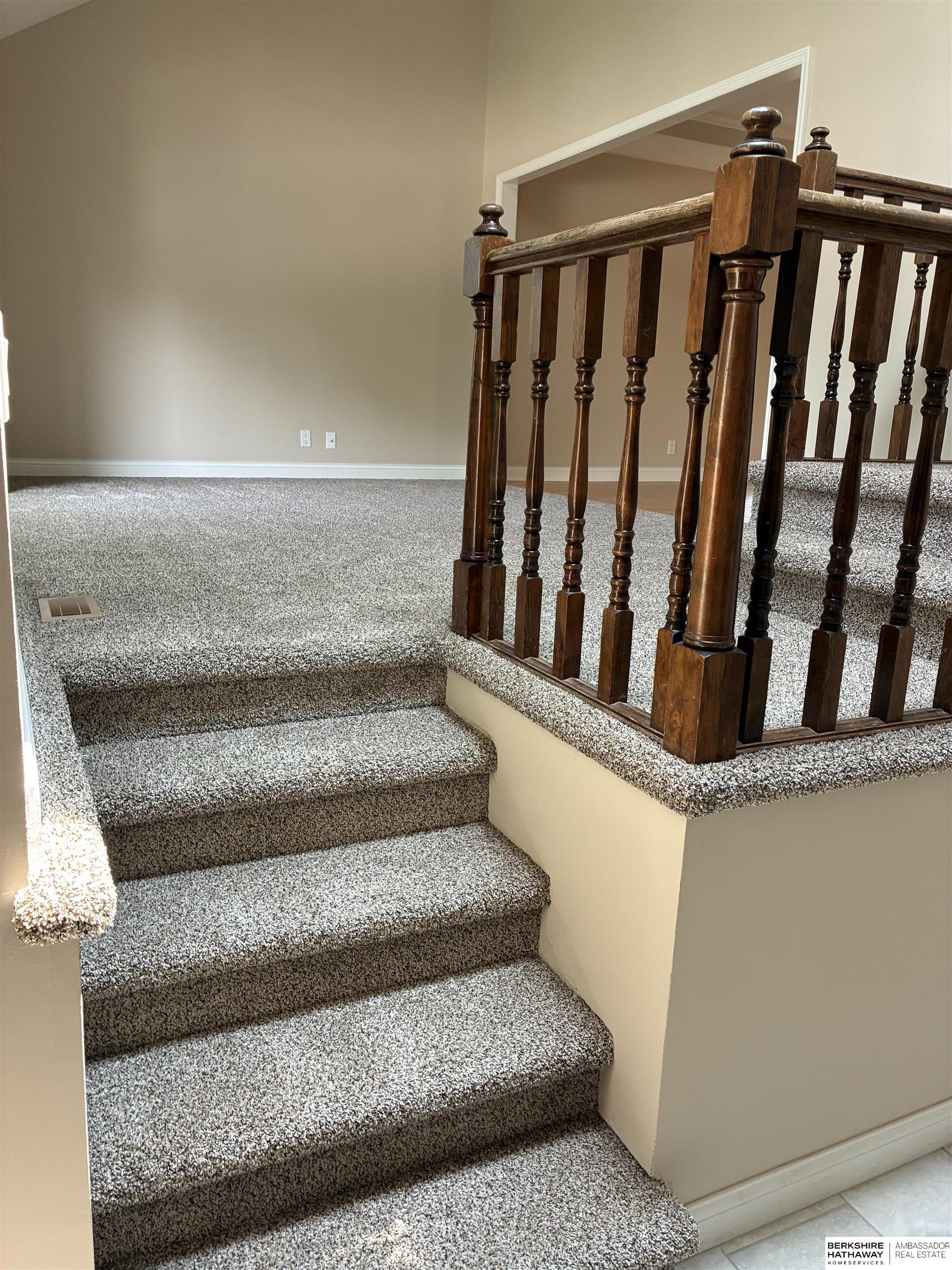 Papillion, Nebraska 68046, United States, 4 Bedrooms Bedrooms, ,3 BathroomsBathrooms,Residential,Active,165884