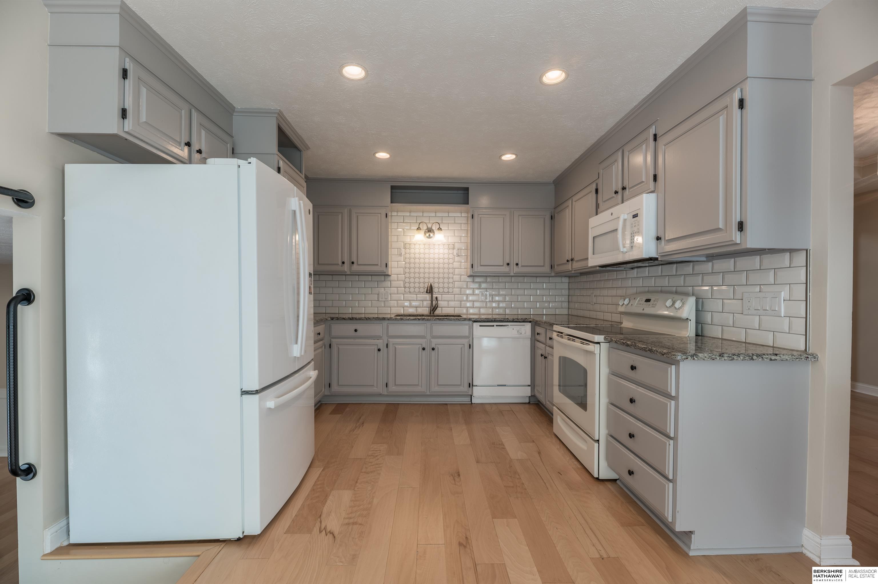 Papillion, Nebraska 68046, United States, 4 Bedrooms Bedrooms, ,3 BathroomsBathrooms,Residential,Active,165884