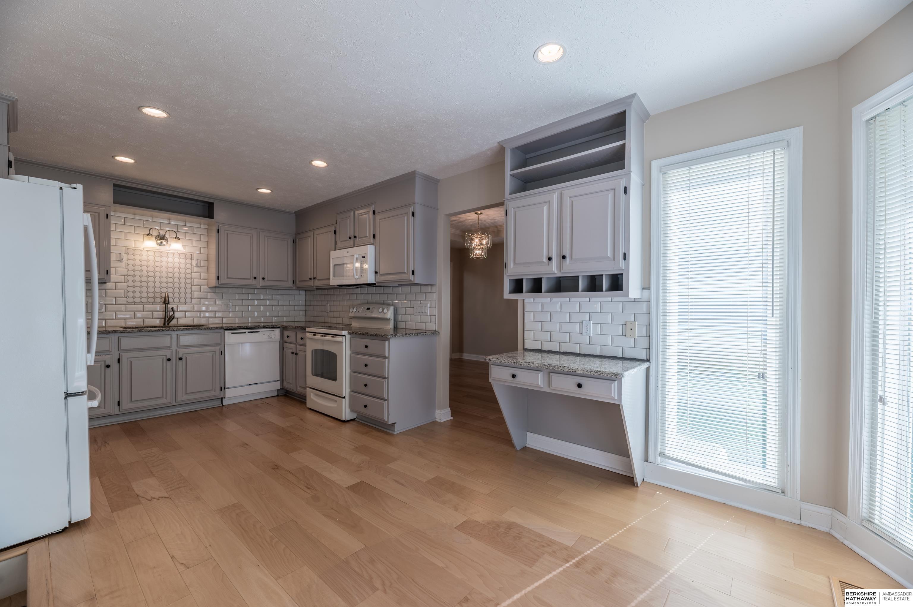 Papillion, Nebraska 68046, United States, 4 Bedrooms Bedrooms, ,3 BathroomsBathrooms,Residential,Active,165884