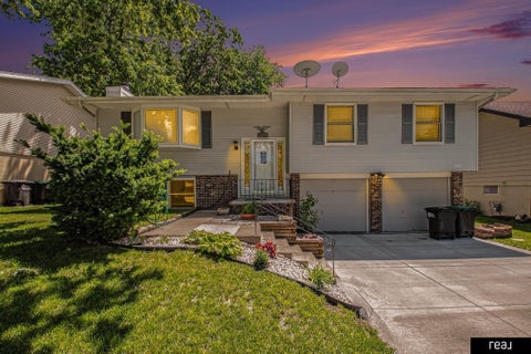 Photo of 10941 X Street, Omaha, NE 68137 (MLS # 22620175)