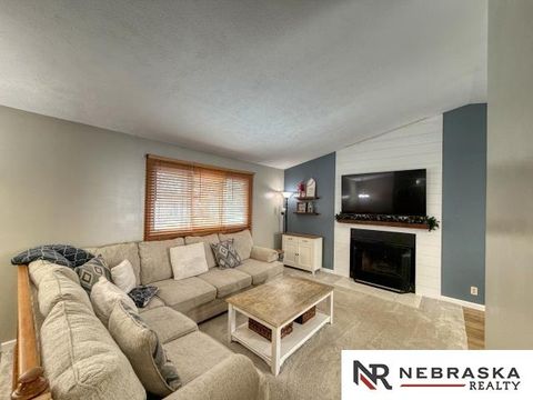 Photo of 2723 N 130th Street, Omaha, NE 68164 (MLS # 22534526)