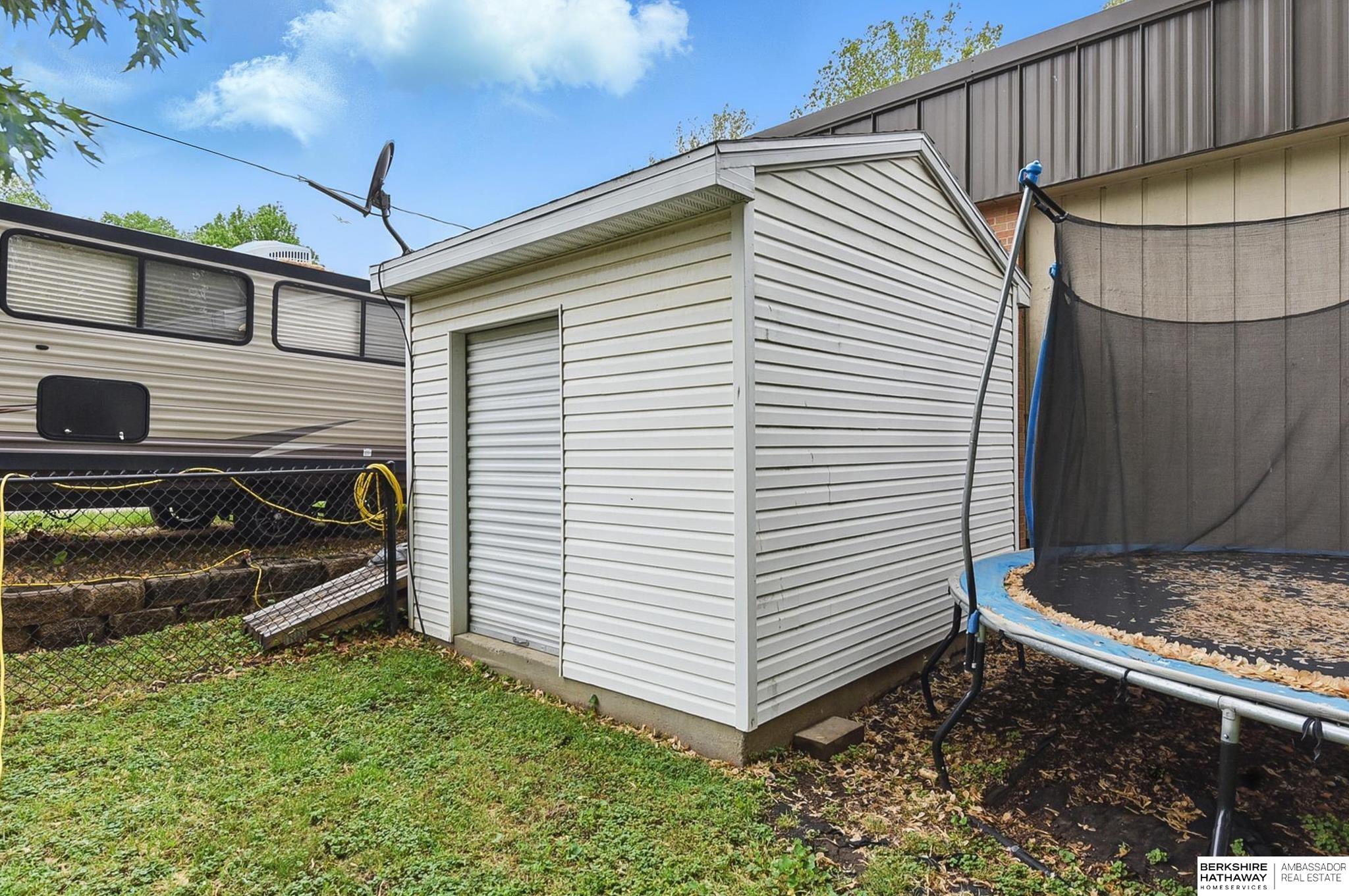 Arlington, Nebraska 68002, United States, 3 Bedrooms Bedrooms, ,2 BathroomsBathrooms,Residential,Pending,135142