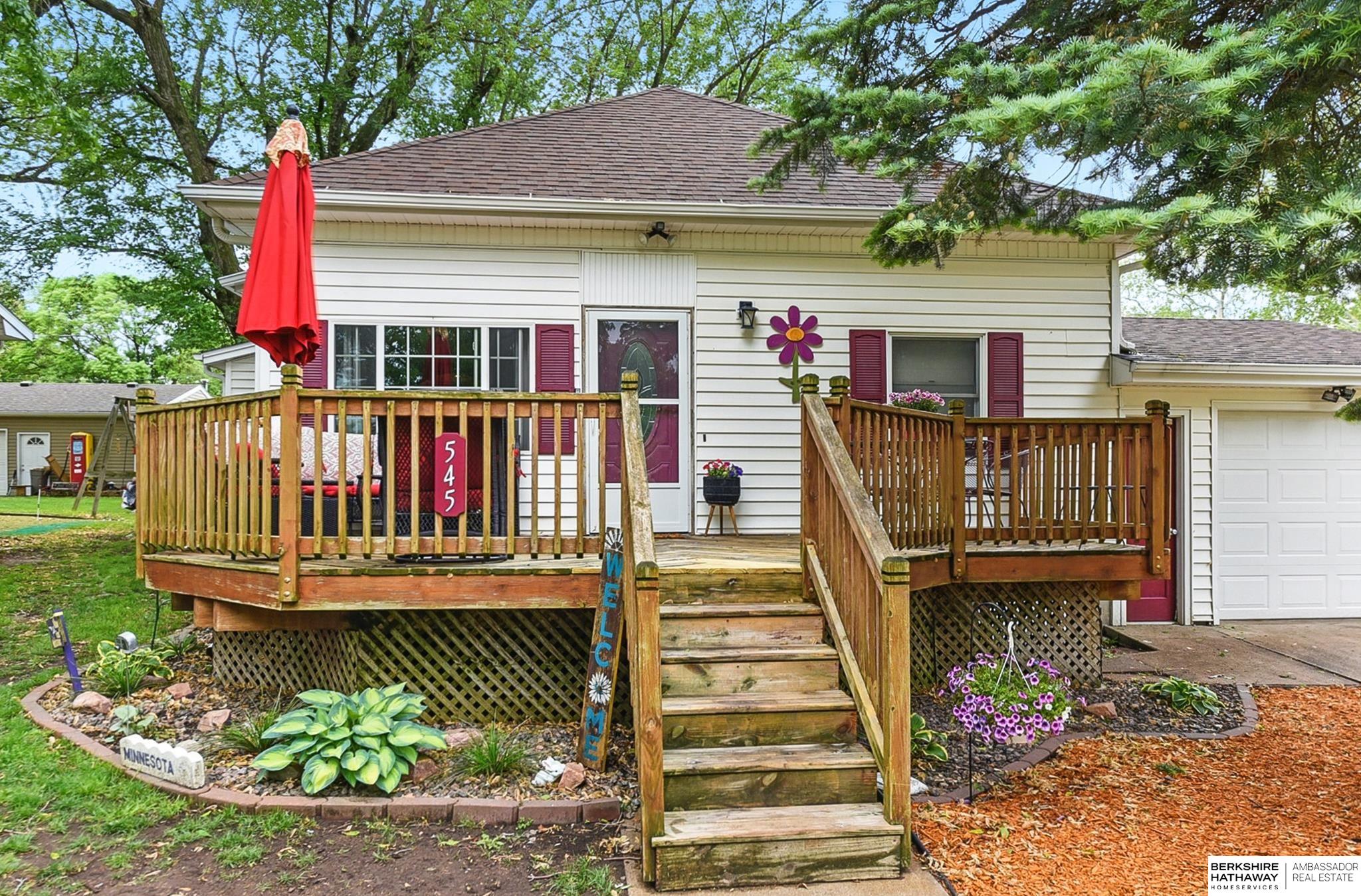 Arlington, Nebraska 68002, United States, 3 Bedrooms Bedrooms, ,2 BathroomsBathrooms,Residential,Pending,135142