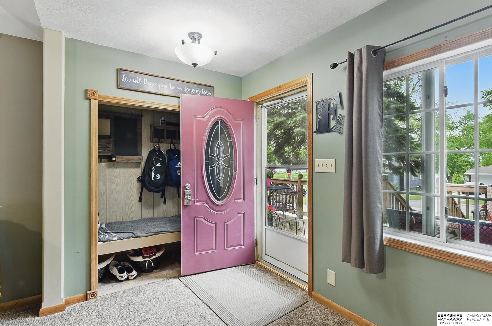 Arlington, Nebraska 68002, United States, 3 Bedrooms Bedrooms, ,2 BathroomsBathrooms,Residential,Pending,135142