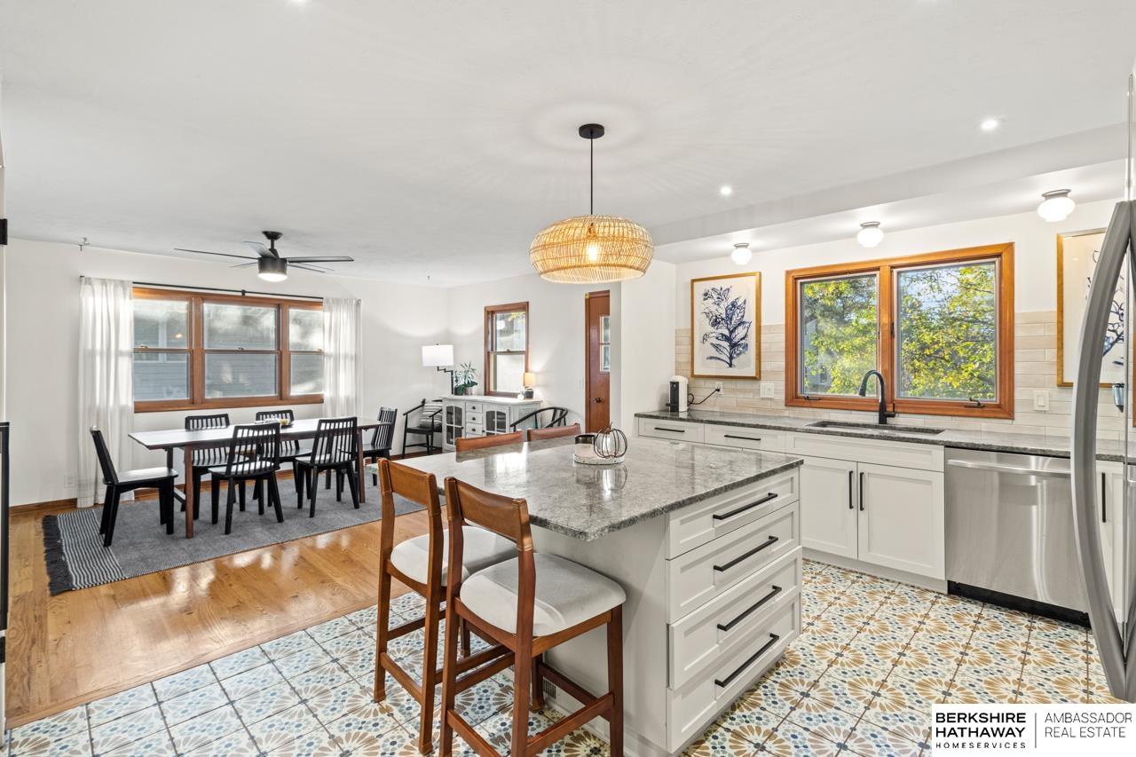 Omaha, Nebraska 68144, United States, 4 Bedrooms Bedrooms, ,2 BathroomsBathrooms,Residential,Active,239178