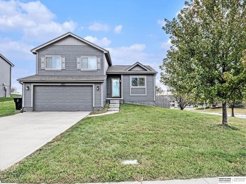 Photo of 8953 Kimball Street, Omaha, NE 68112 (MLS # 22532750)