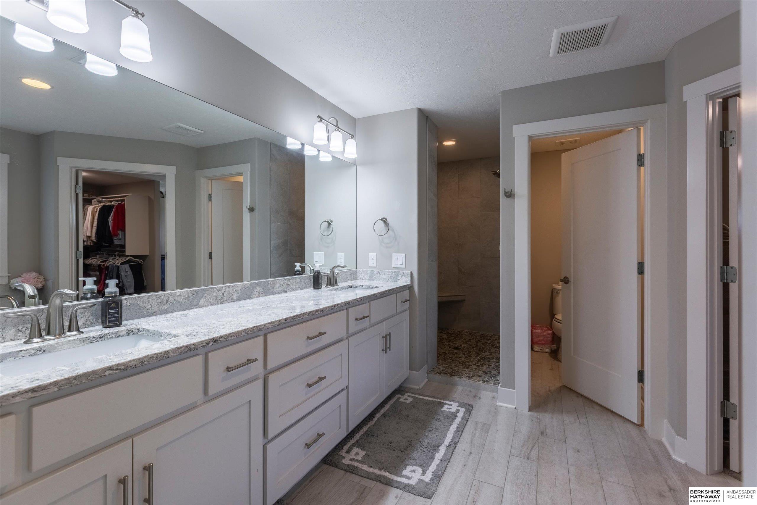 Elkhorn, Nebraska 68022, United States, 5 Bedrooms Bedrooms, ,4 BathroomsBathrooms,Residential,Active,140247