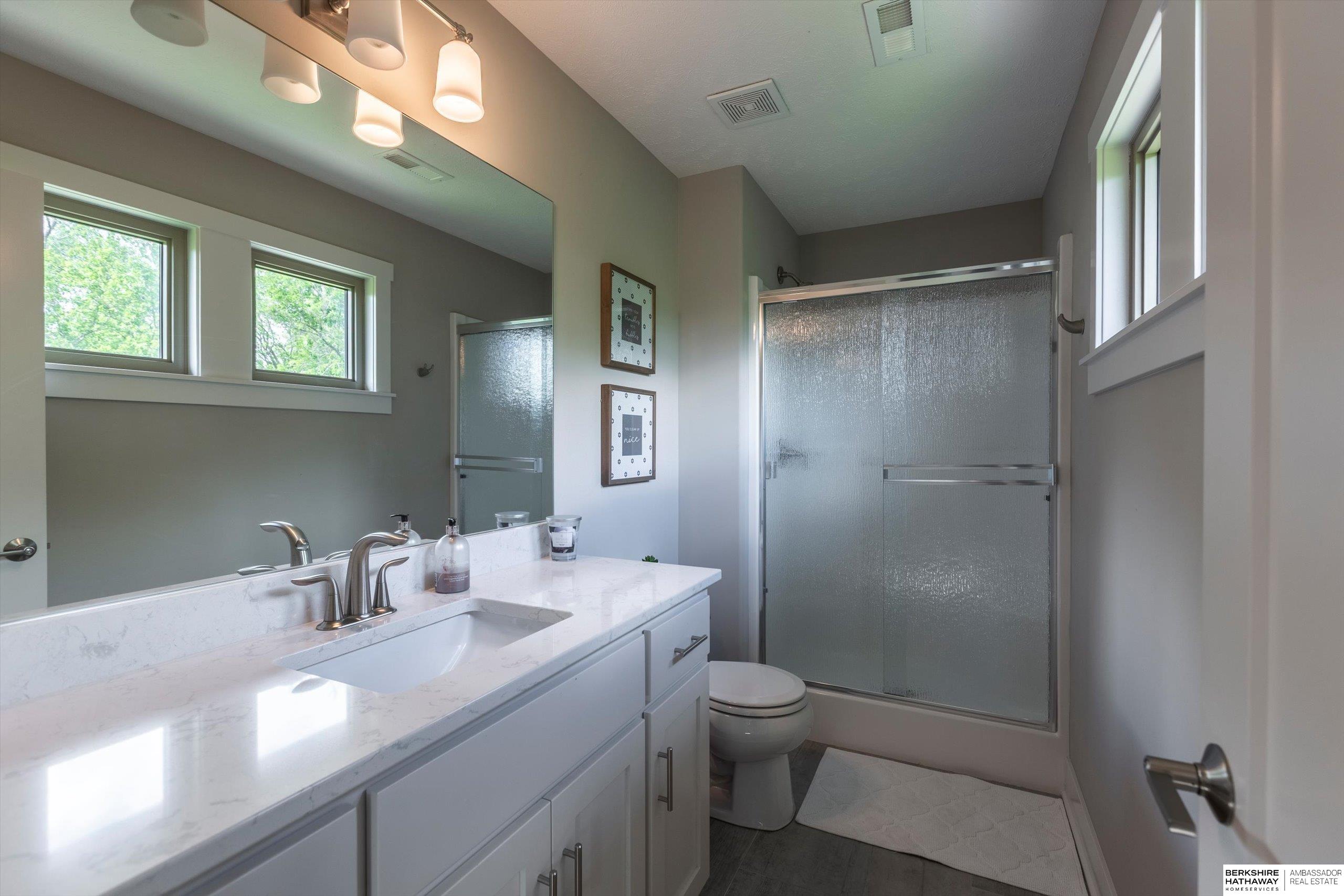 Elkhorn, Nebraska 68022, United States, 5 Bedrooms Bedrooms, ,4 BathroomsBathrooms,Residential,Active,140247