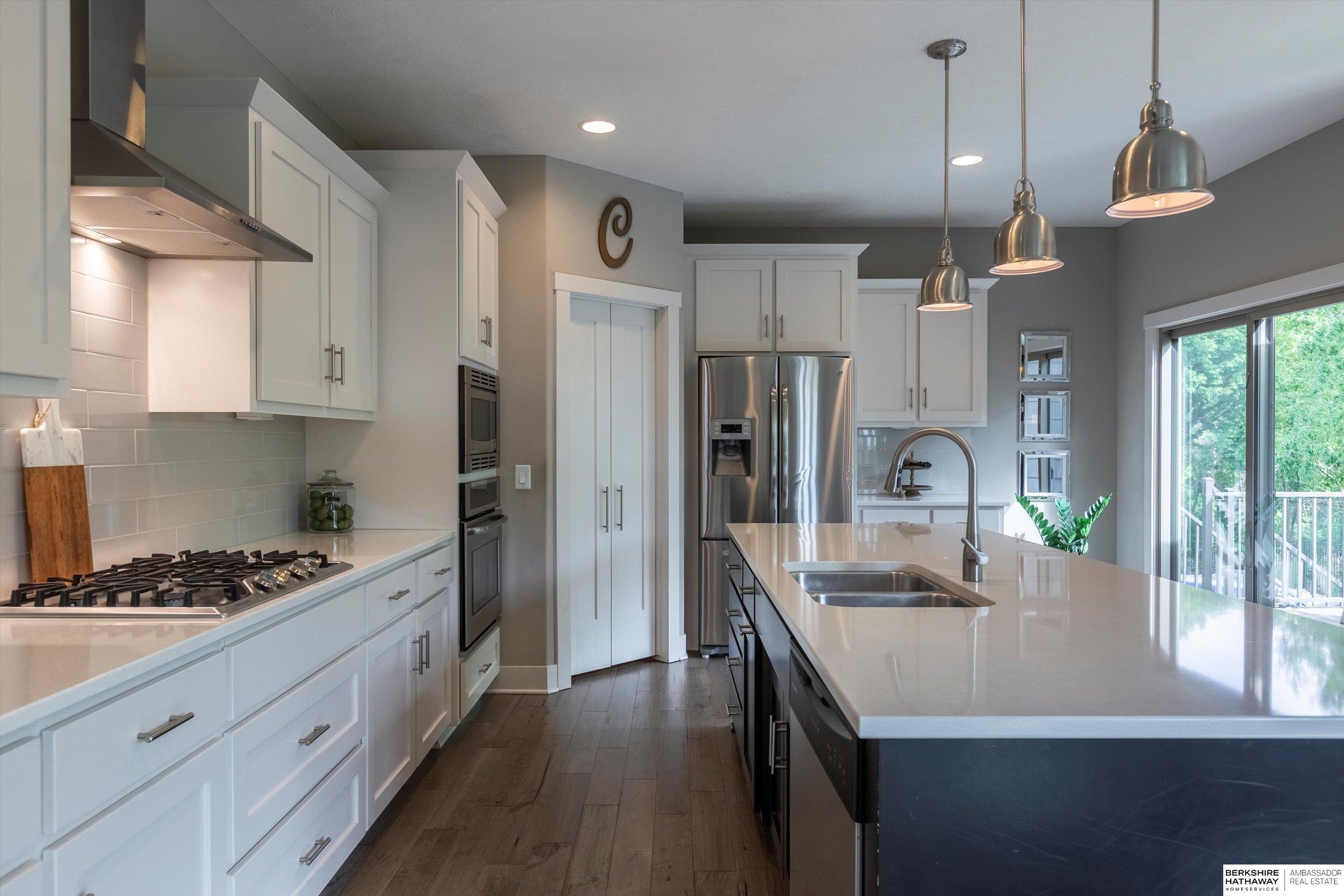 Elkhorn, Nebraska 68022, United States, 5 Bedrooms Bedrooms, ,4 BathroomsBathrooms,Residential,Active,140247