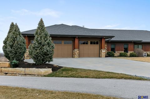 Photo of 8900 Birdie Run, Lincoln, NE 68520 (MLS # 22605985)