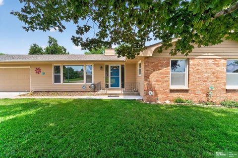 Photo of 10320 Hilltop Road, Omaha, NE 68134 (MLS # 22615054)