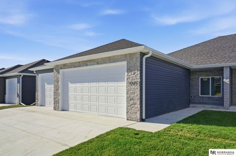 Photo of 5837 S 95th Street, Lincoln, NE 68526 (MLS # 22535532)