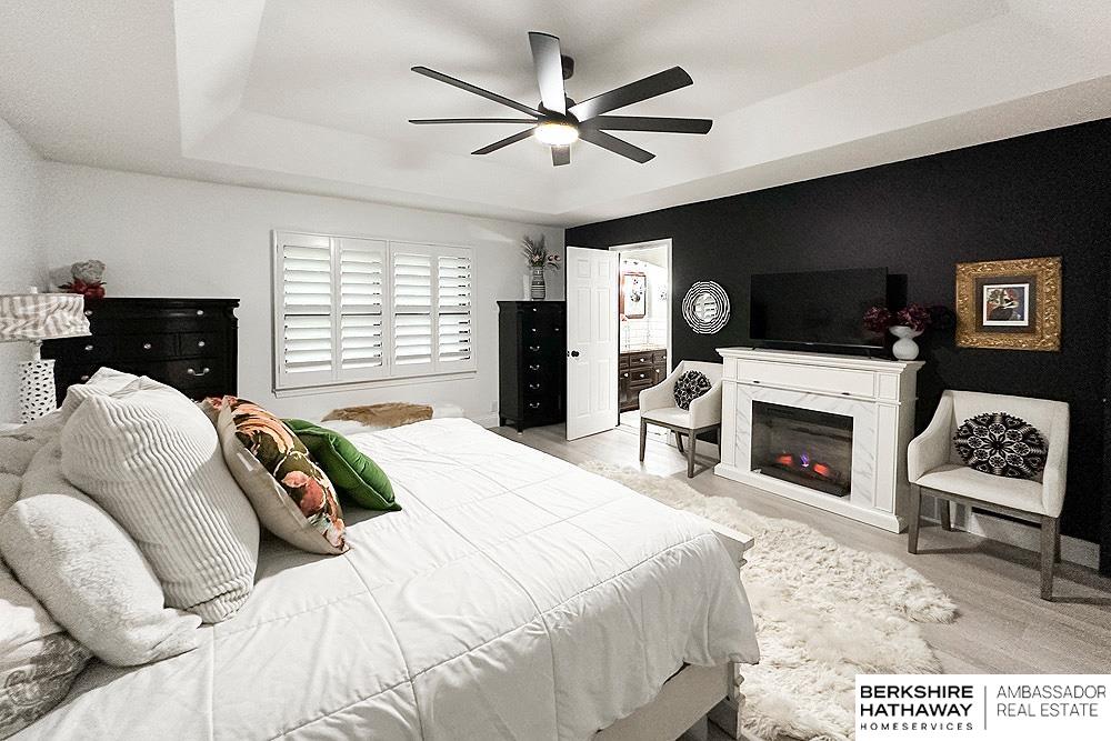 Omaha, Nebraska 68154, United States, 4 Bedrooms Bedrooms, ,2 BathroomsBathrooms,Residential,Active,187634