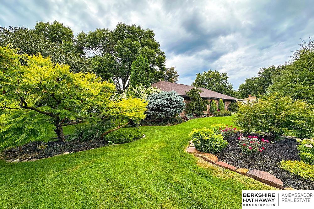 Omaha, Nebraska 68154, United States, 4 Bedrooms Bedrooms, ,2 BathroomsBathrooms,Residential,Active,187634