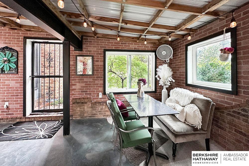 Omaha, Nebraska 68154, United States, 4 Bedrooms Bedrooms, ,2 BathroomsBathrooms,Residential,Active,187634