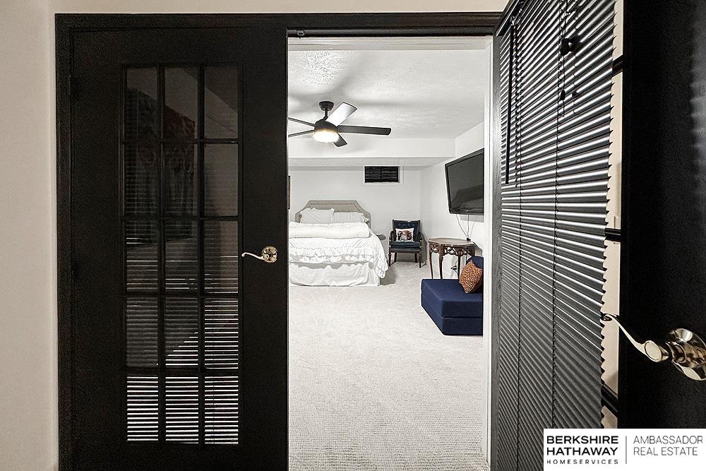 Omaha, Nebraska 68154, United States, 4 Bedrooms Bedrooms, ,2 BathroomsBathrooms,Residential,Active,187634