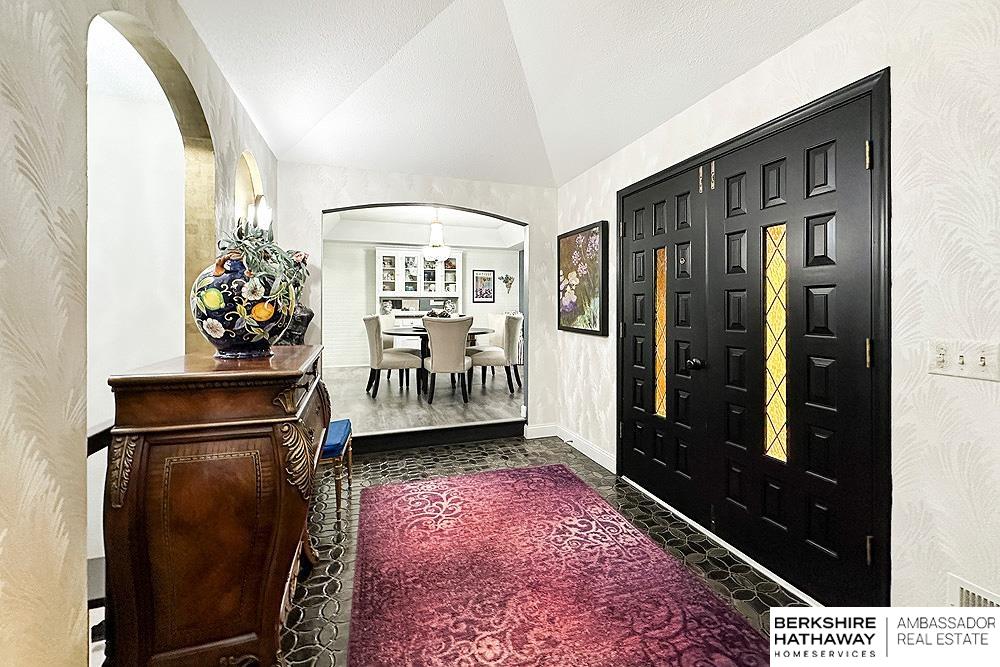 Omaha, Nebraska 68154, United States, 4 Bedrooms Bedrooms, ,2 BathroomsBathrooms,Residential,Active,187634