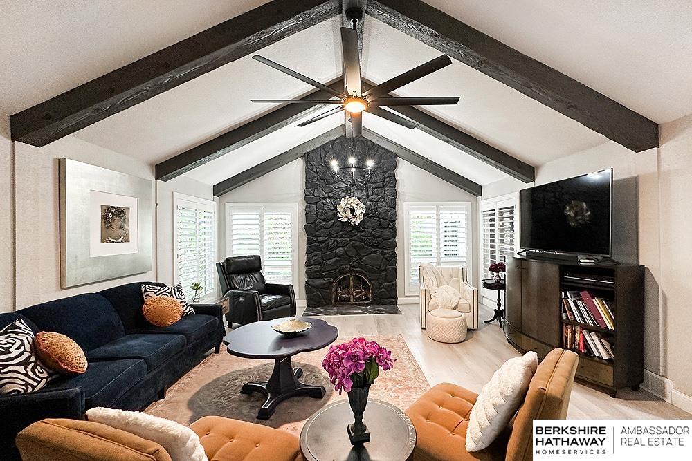 Omaha, Nebraska 68154, United States, 4 Bedrooms Bedrooms, ,2 BathroomsBathrooms,Residential,Active,187634