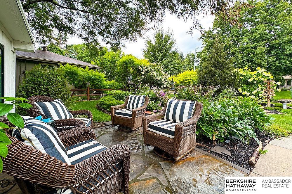 Omaha, Nebraska 68154, United States, 4 Bedrooms Bedrooms, ,2 BathroomsBathrooms,Residential,Active,187634